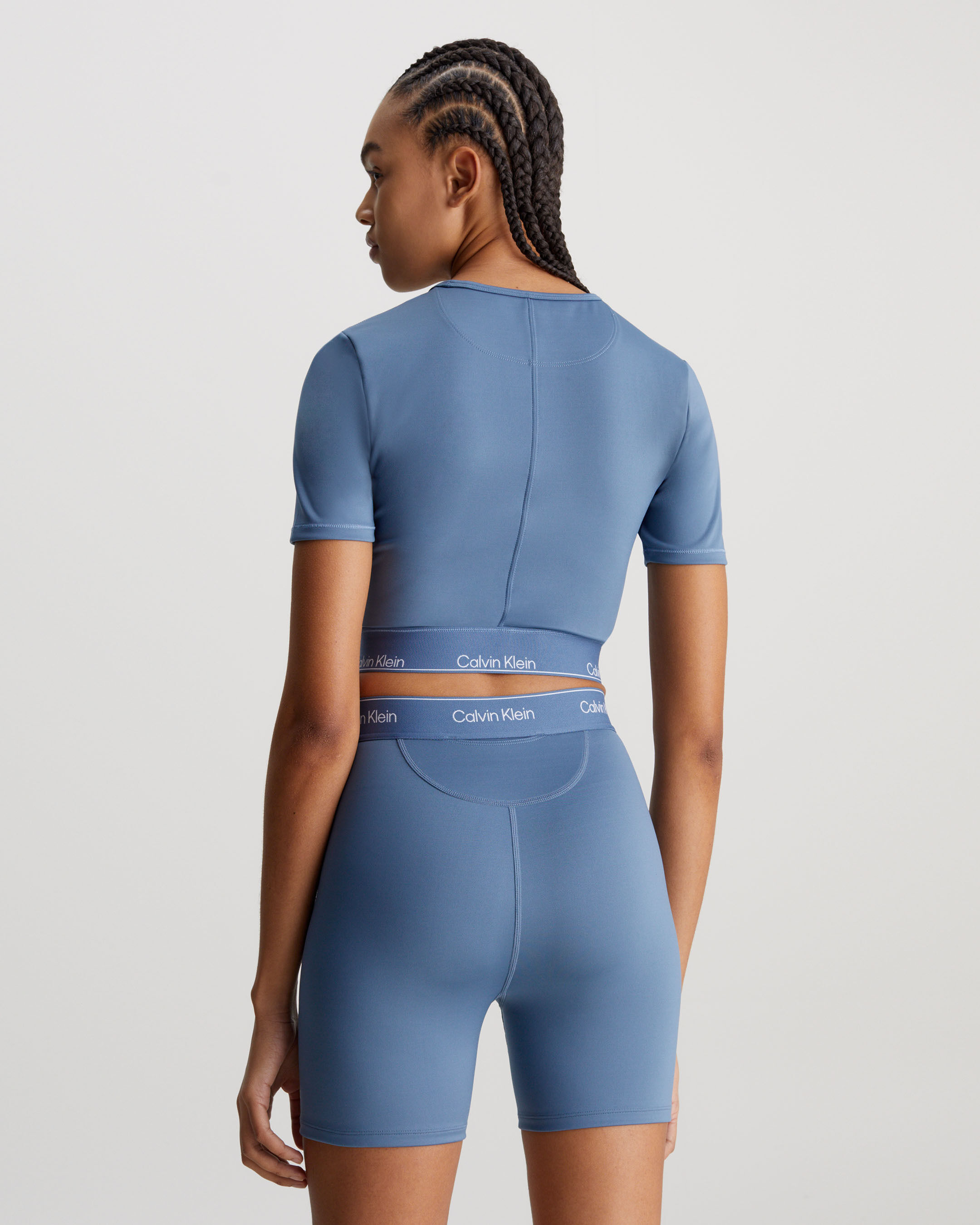Calvin klein long sleeve hot sale crop top and shorts set