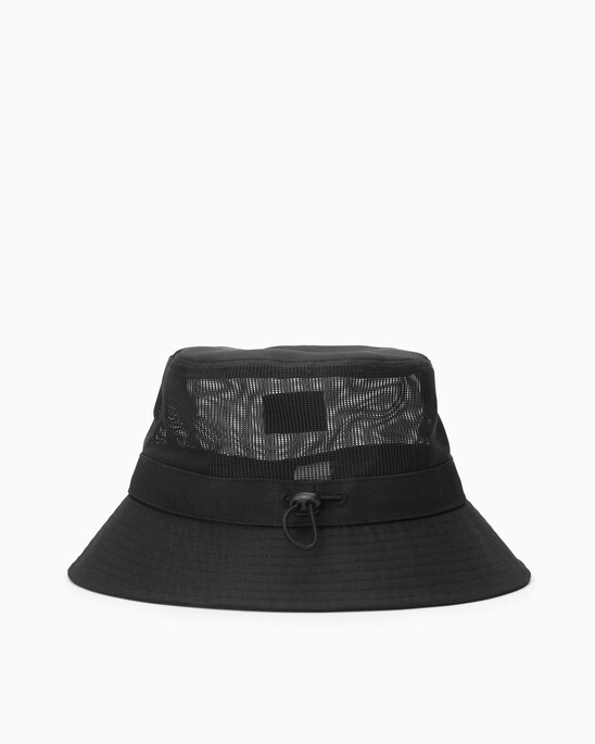 SPORT ESSENTIALS BUCKET HAT