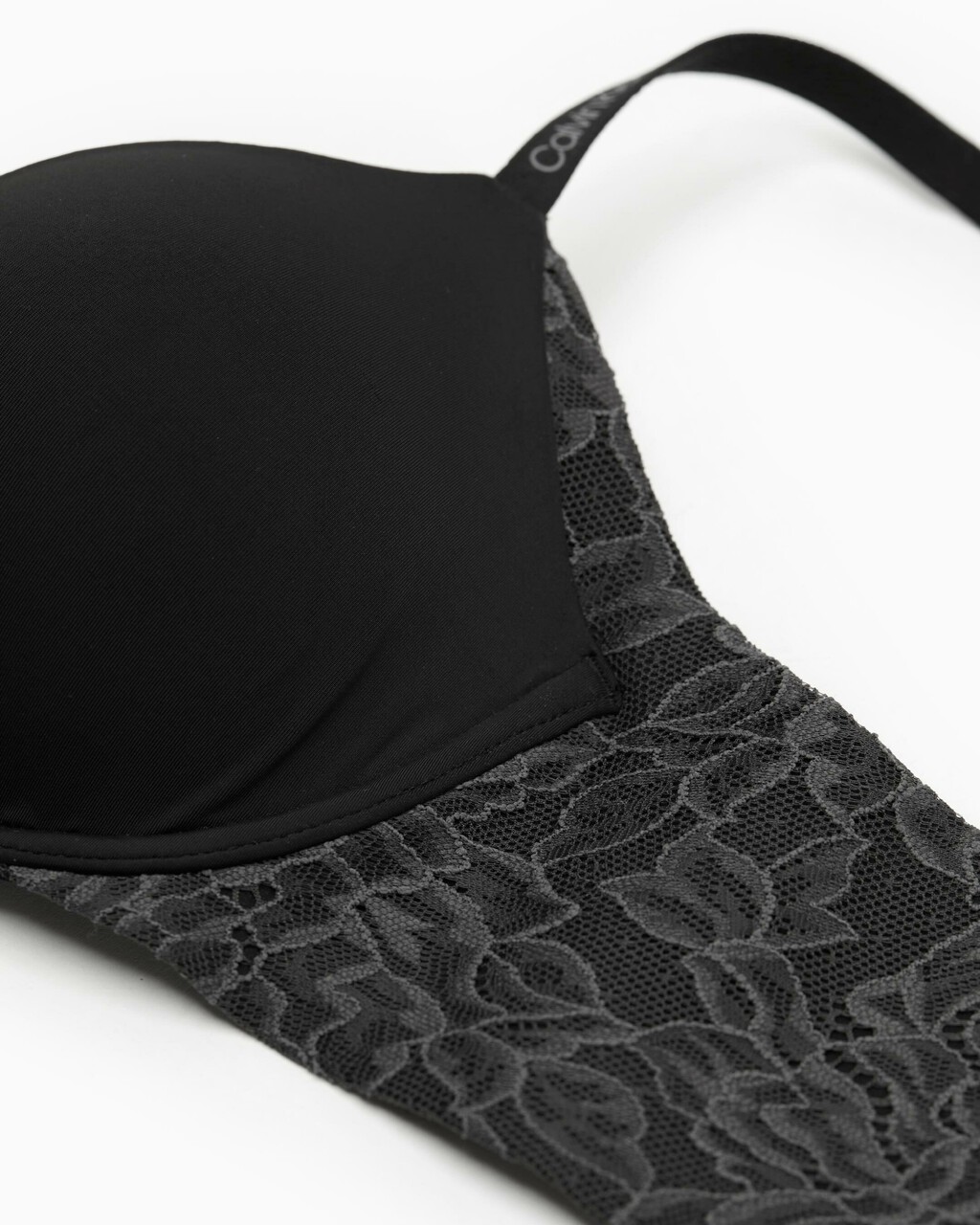 INVISIBLES LACE LIGHTY LINED PERFECT COVERAGE BRA, Black, hi-res