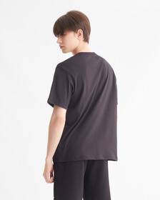ESSENTIALS LOGO GRAPHIC TEE, BLACK BEAUTY, hi-res