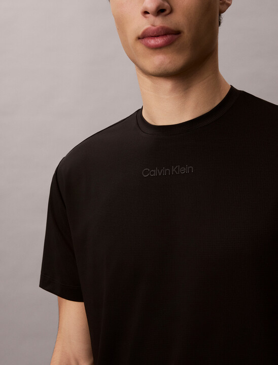 Icon Sport Mesh Short Sleeve Tee