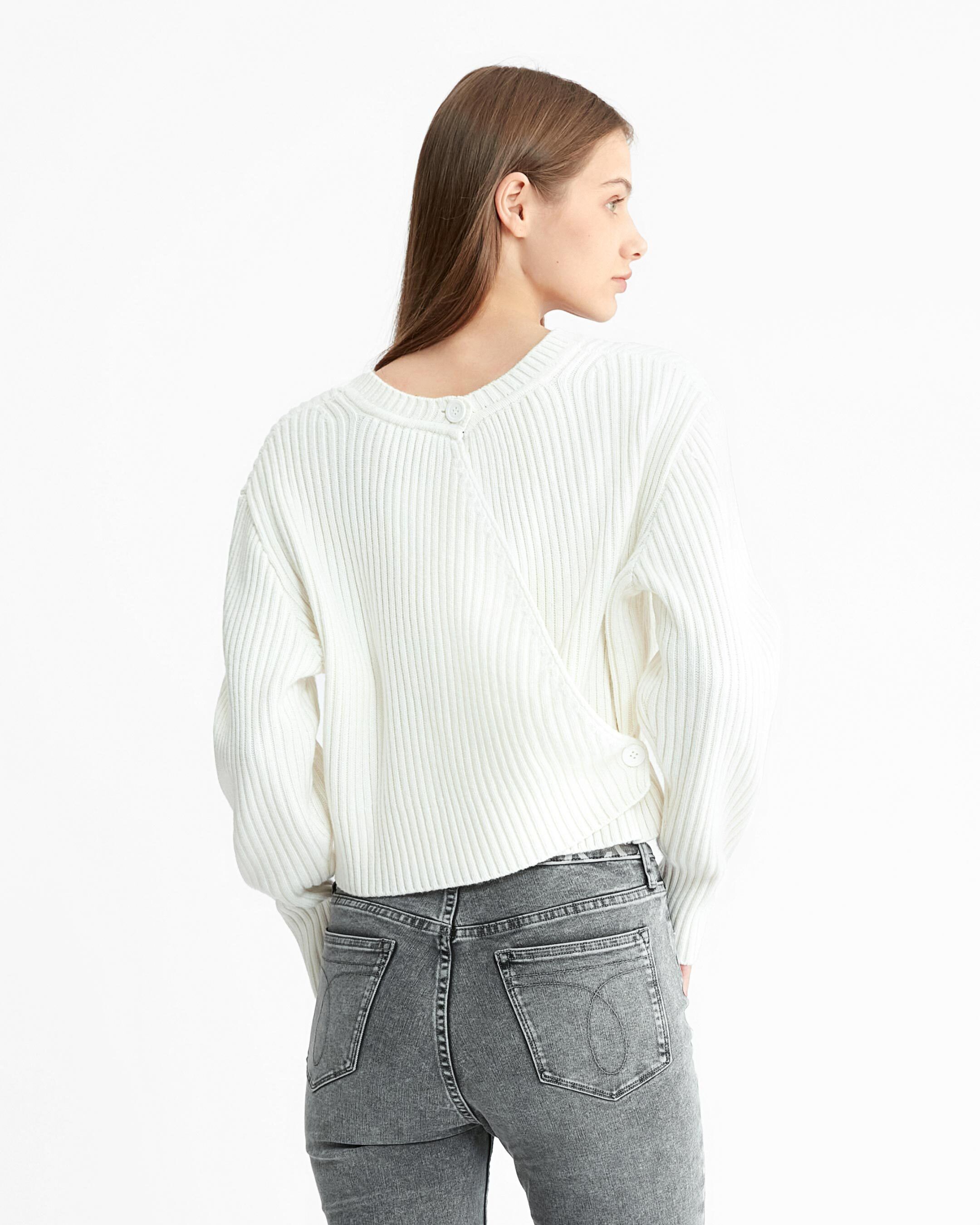 White online cashmere pullover