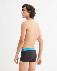 PRIDE MICRO COLOR BLOCK LOW RISE TRUNKS, Black w/ Shocking Blue, hi-res