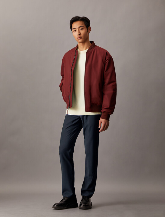 Classic Cashmere Crewneck Sweater