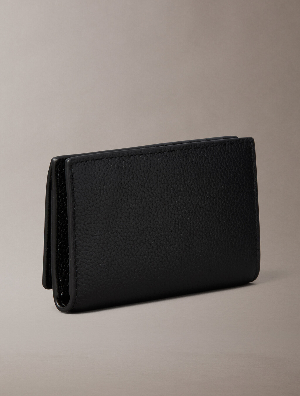 CK Emblem Leather Cardholder, Black, hi-res