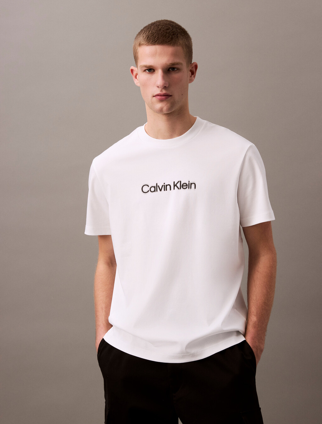 Slim Calvin Klein Motion Blur Tee, Brilliant White, hi-res