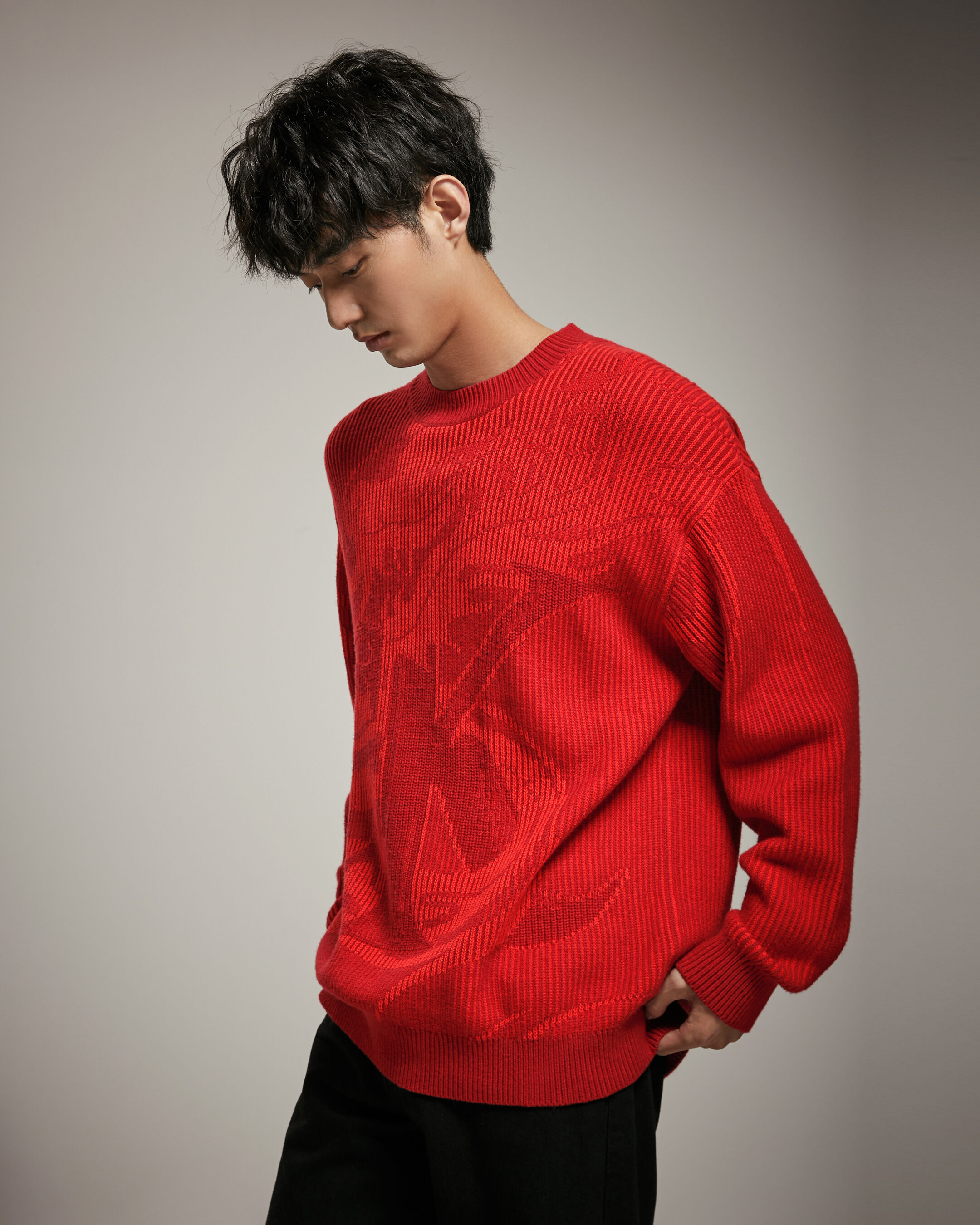 Calvin klein jeans red sweater discount