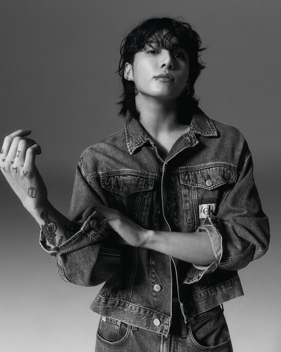 RECONSIDERED 90S STRAIGHT RECYCLED COTTON JEANS