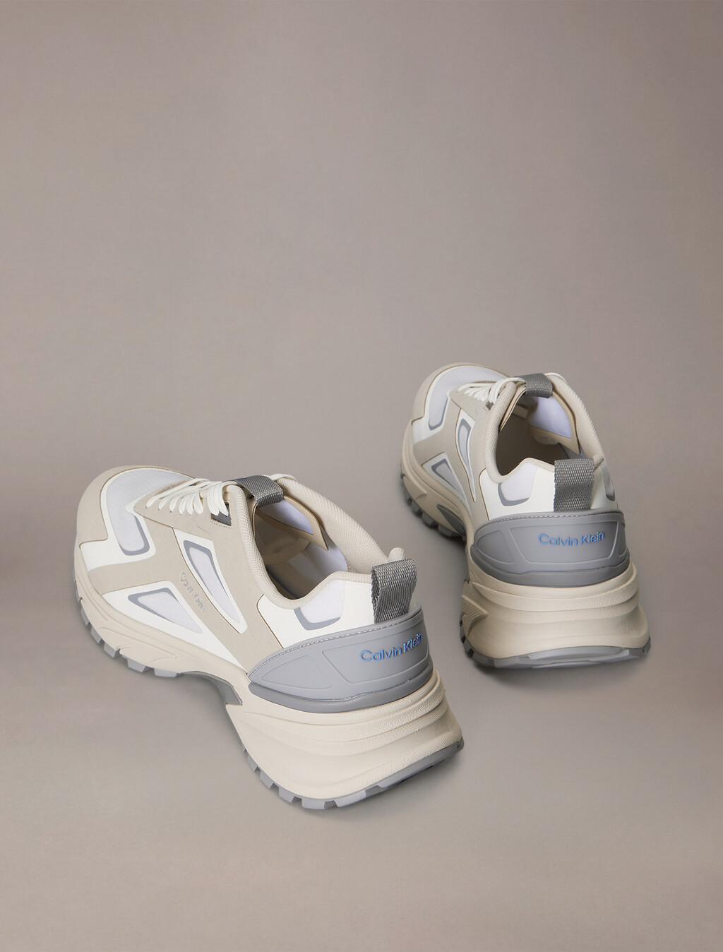 Trailblazer &mdash; Mesh Mix Runner Trainers, Oatmeal/Marshmallow/Cloudburst, hi-res