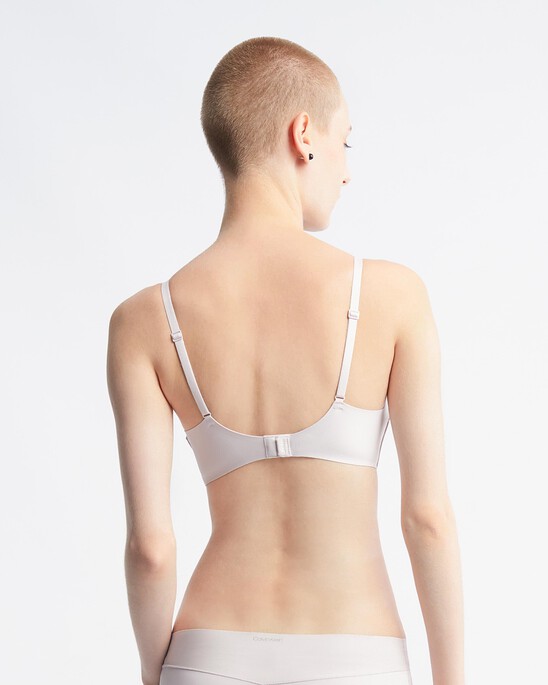 Invisibles Line Extension Push Up Plunge Bra