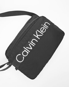 CALVIN KLEIN SPORT CAMERA BAG, BLACK, hi-res