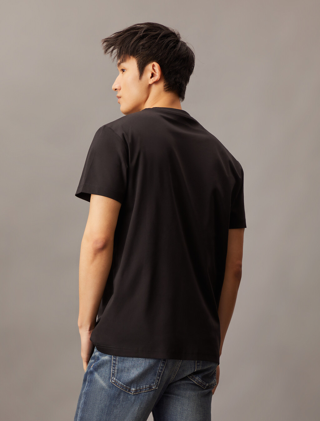 Slim Calvin Klein Motion Blur Tee, Black, hi-res
