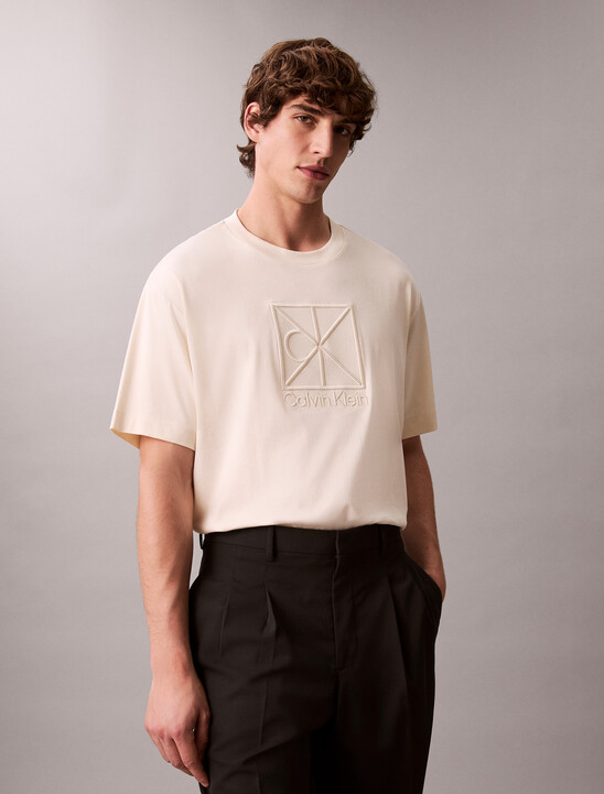 Relaxed Premium Interlock Emblem Logo T-Shirt