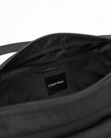CALVIN KLEIN SPORT CAMERA BAG, BLACK, hi-res