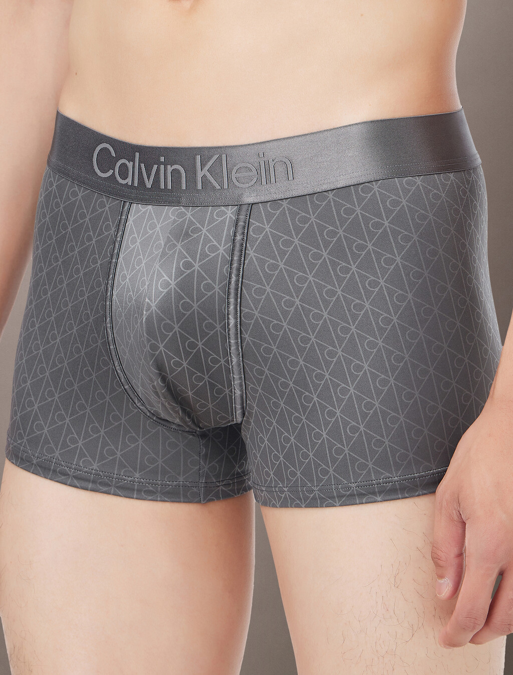 Low Rise Trunks - Micro Stretch Logo, TEENIE DELUSTER EMBLEM_SMOKED PEARL, hi-res