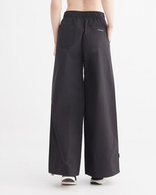 WATER-REPELLENT WIDE LEG TROUSERS, BLACK BEAUTY, hi-res