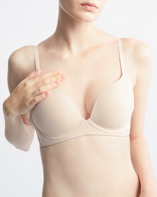 Invisibles Line Extension Push Up Plunge Bra
