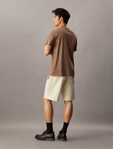 Standard Logo Terry Short, Turtledove, hi-res