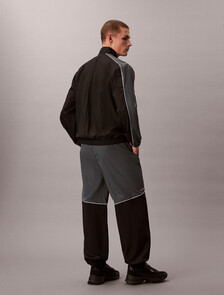 Water-Resistant Travel Gym Trousers, Black / Turbulence, hi-res