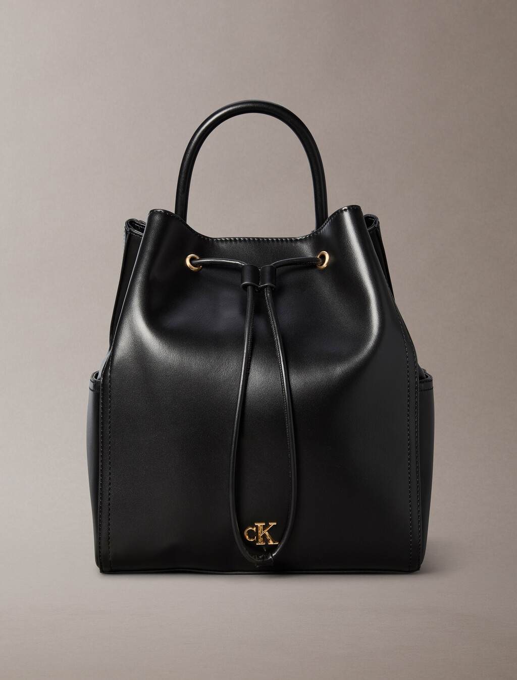 CK DRWSTRNG BCKPCKBLCK / ANTQ LGH, BLACK / ANTIQUE LIGHT GOLD, hi-res