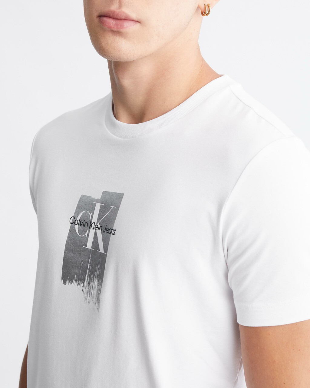 calvin klein monogram logo t shirt