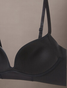 Invisibles Push Up Plunge Bra, Black, hi-res