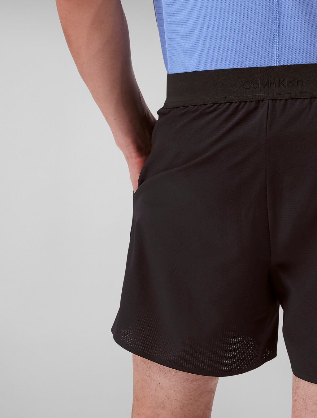 Active Icon Woven Short, Black, hi-res