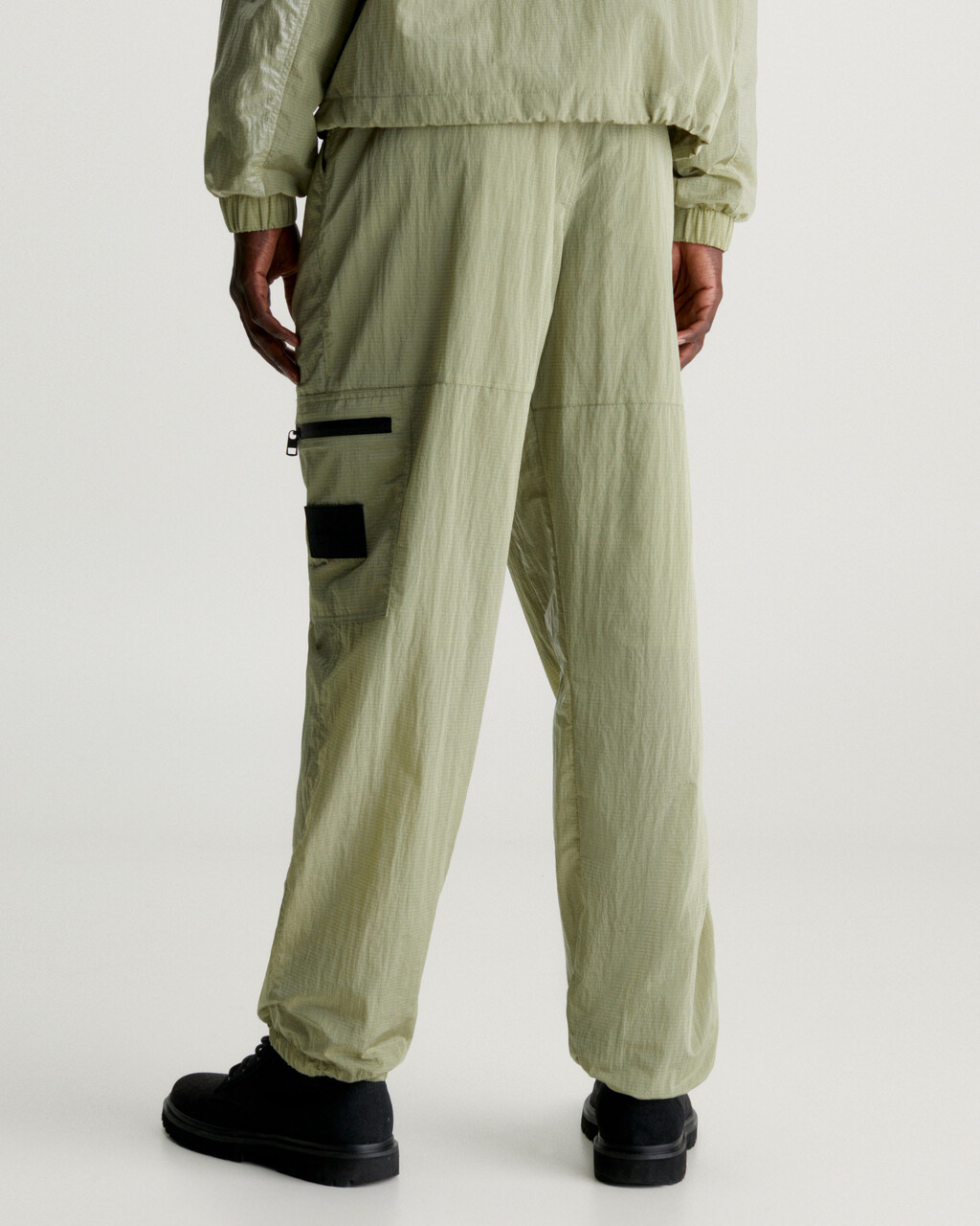 Relaxed Nylon Cargo Pants, Oil Green, hi-res