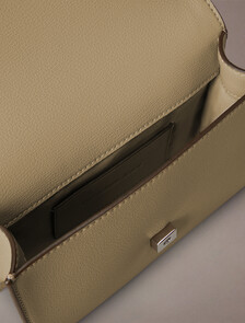 Flap Crossbody Bag With Chain, Crockery, hi-res
