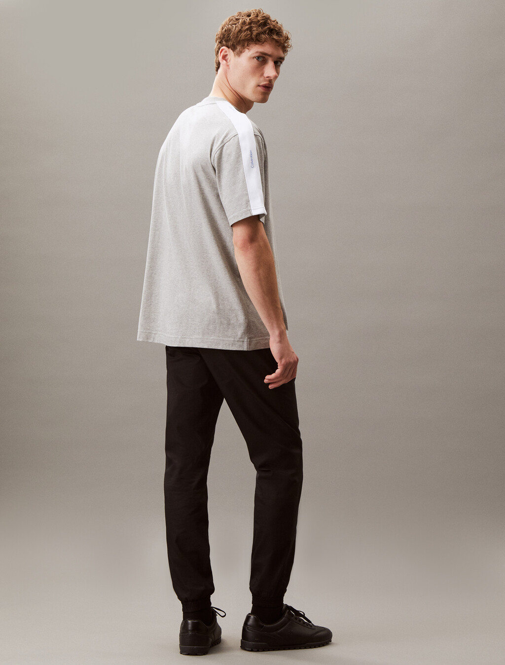 Essential Relaxed Tee, BC01 Light Grey Heather, hi-res