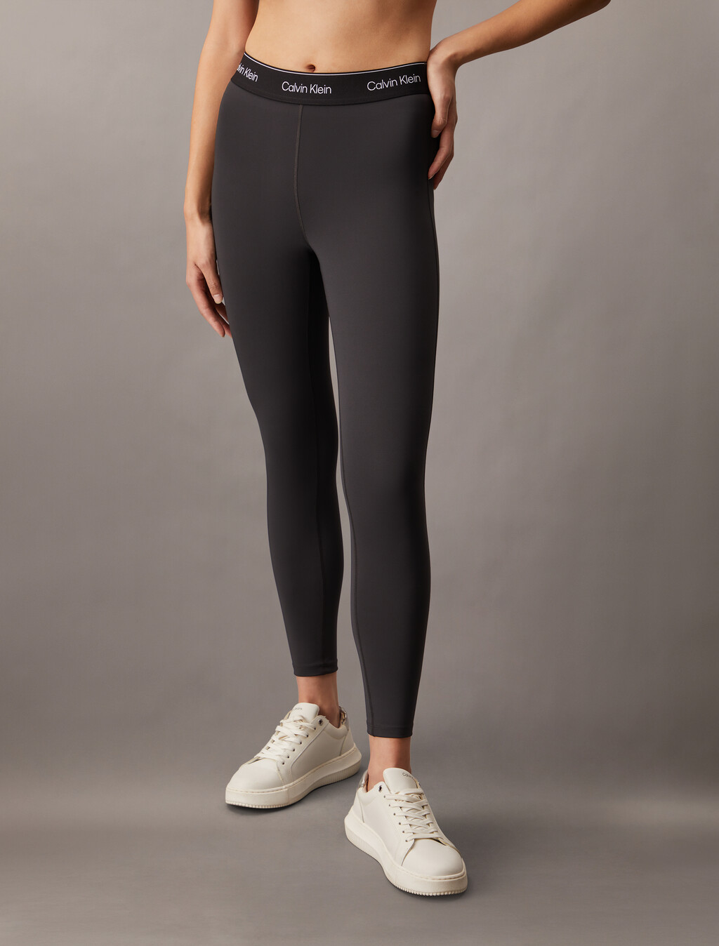 Modern Sport High Rise 7/8 Leggings, /Black, hi-res