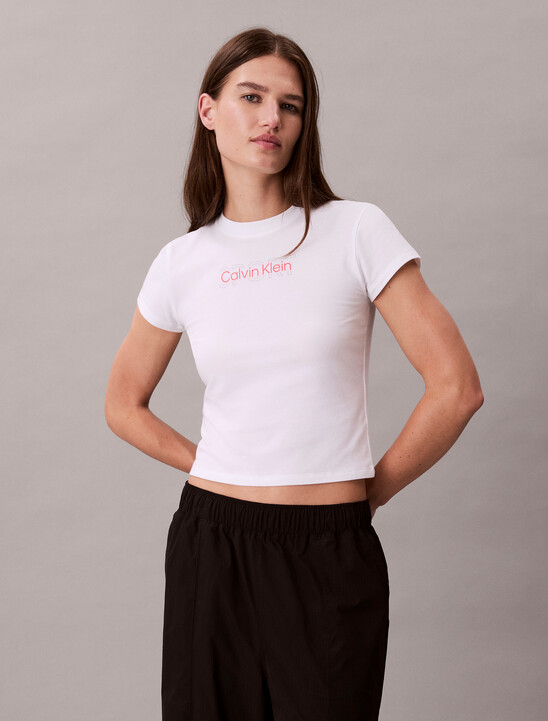Breathable Quick-Dry Cropped Travel T-shirt