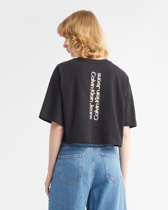 MOVEMENTS CROPPED GRAPHIC TEE