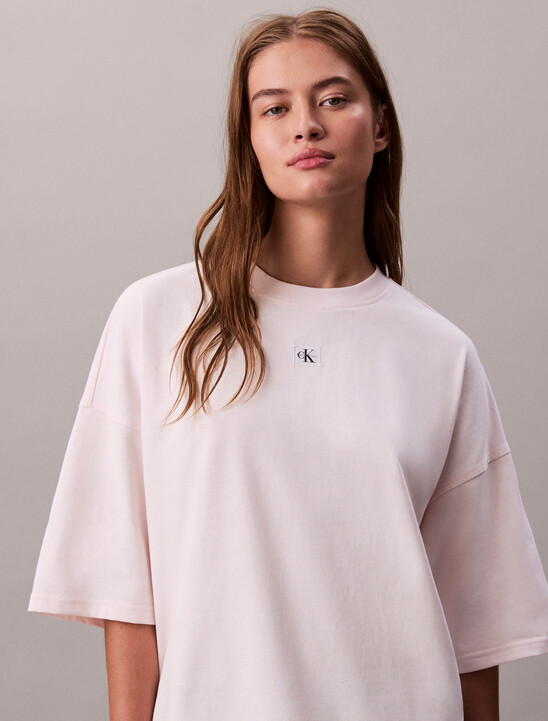 Woven Label Oversized Tee