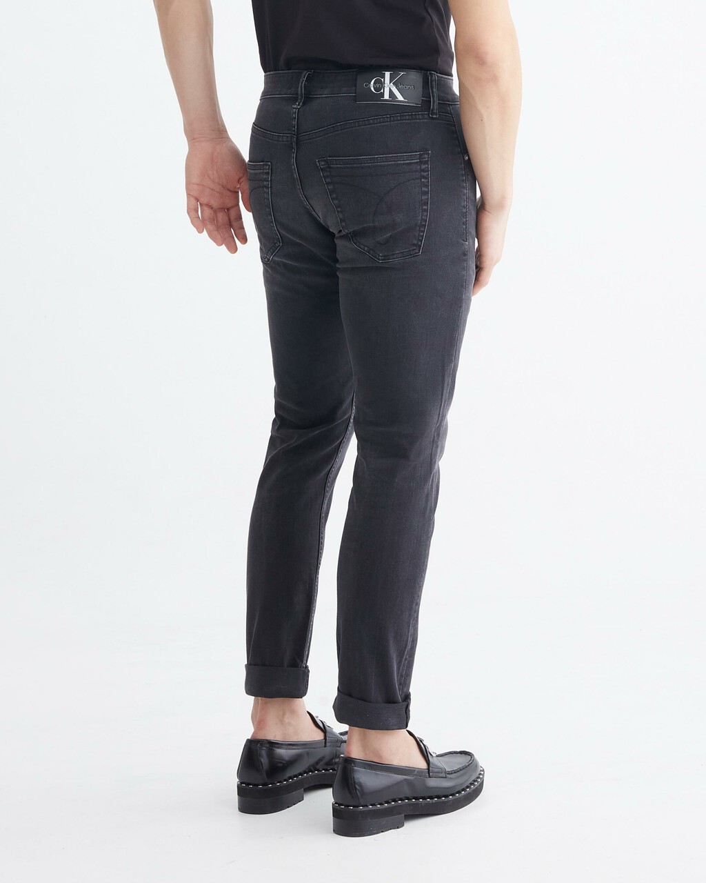 RECONSIDERED MODERN TAPER JEANS, Visual Washed Black, hi-res