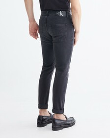 RECONSIDERED MODERN TAPER JEANS, Visual Washed Black, hi-res