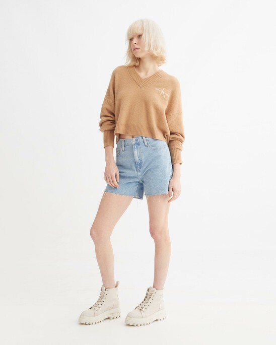 ARCHIVE NETURALS V NECK PULLOVER SWEATER