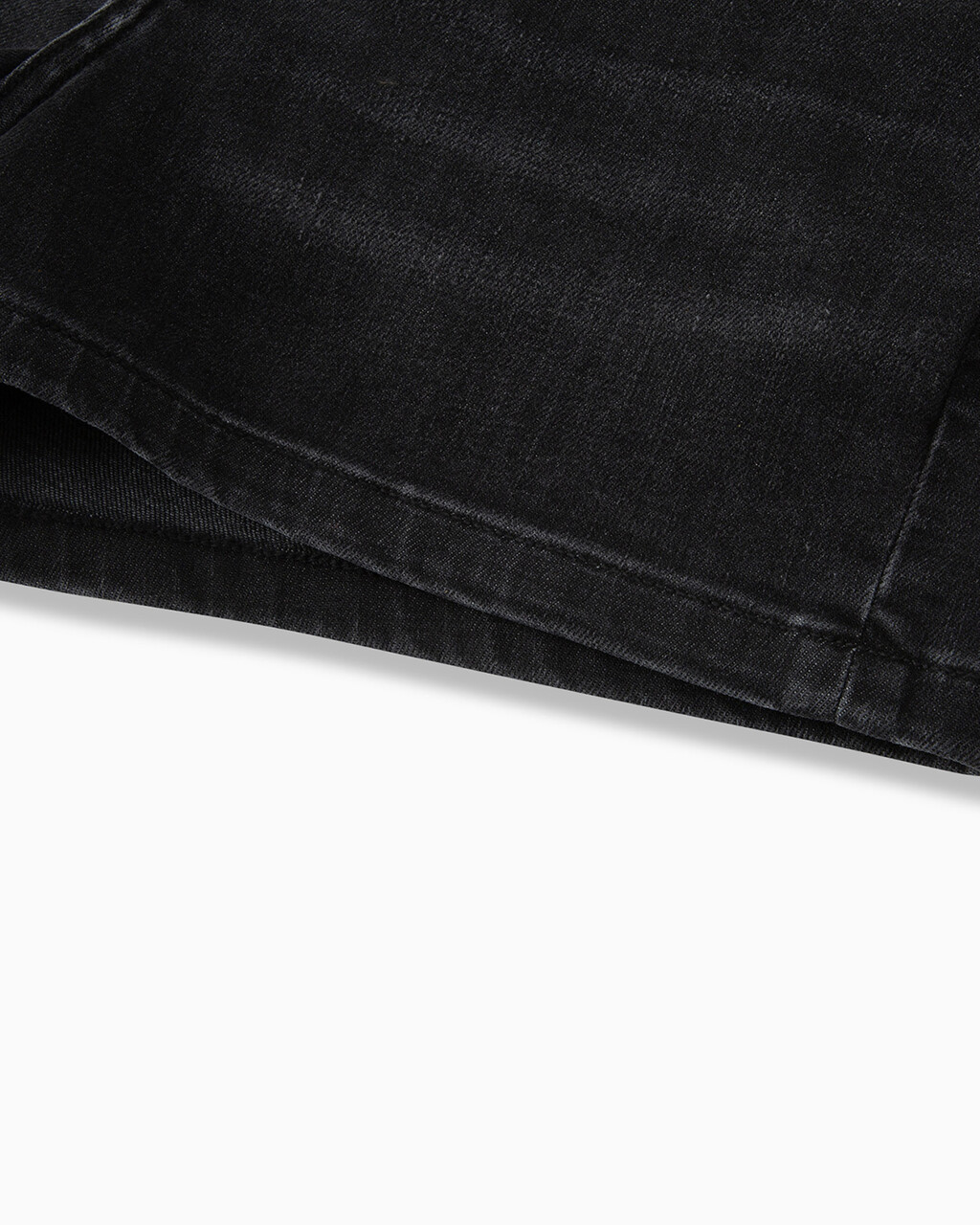 37.5 RECYCLED COTTON HIGH RISE DENIM SHORTS, Washed Black Dbl Belted Wb, hi-res