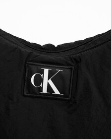 CK CITY HALF MOON SHOULDER BAG, BLACK, hi-res