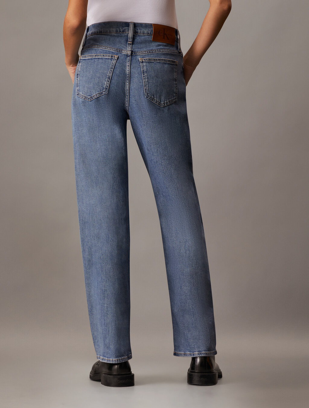 Sustainable Distressed High Rise Loose Jeans, Denim Light, hi-res