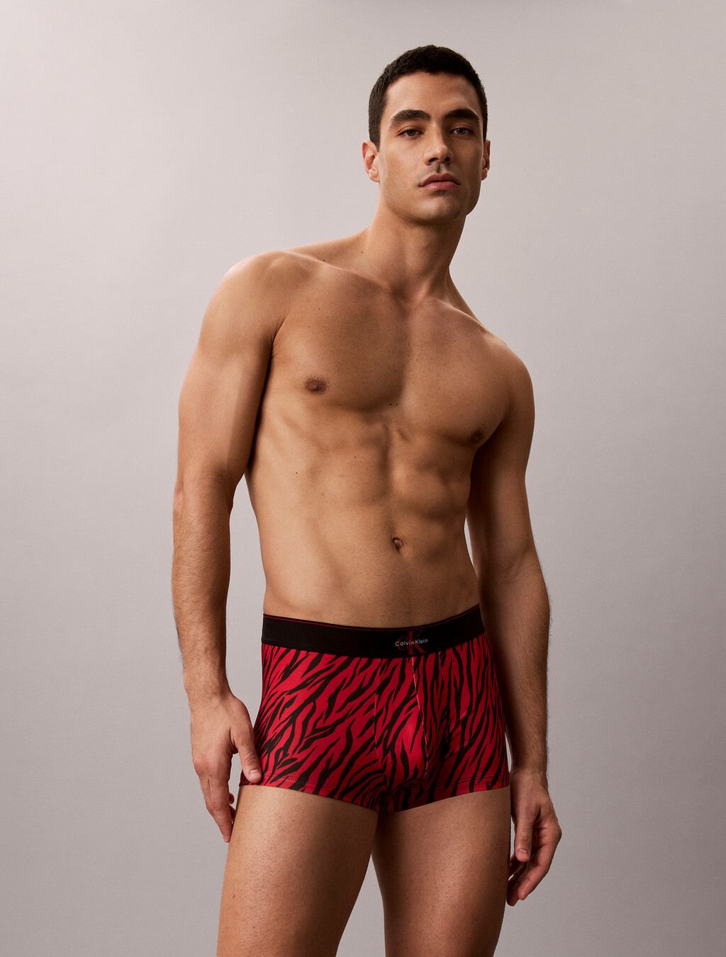 Graphic Monogram Low Rise Trunk, PAINTED TIGER BLACK/RED GALA, hi-res