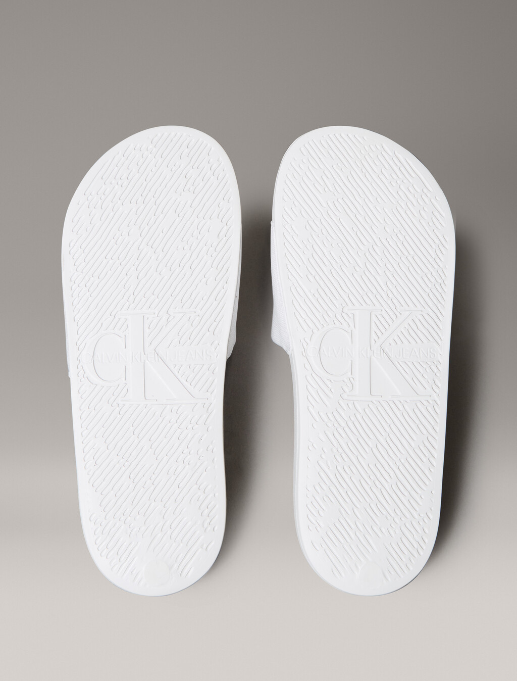 Canvas Logo Sliders, Bright White/Black, hi-res