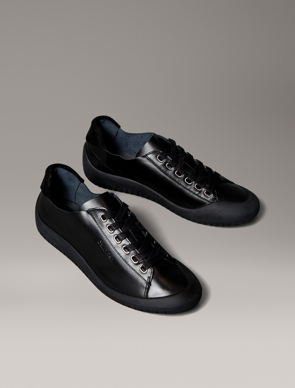 Smooth Leather Hybrid Trainers, Triple Black, hi-res