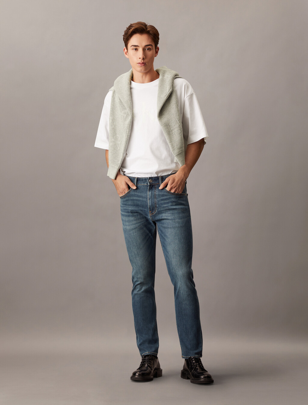 37.5 Bi-Stretch Modern Taper Jeans, Denim Dark, hi-res