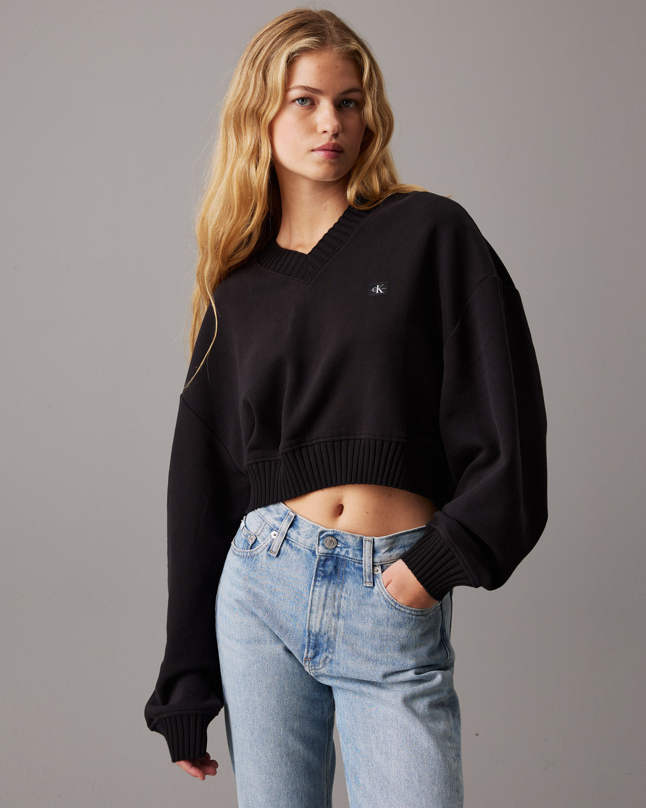 Calvin klein crop sweater deals