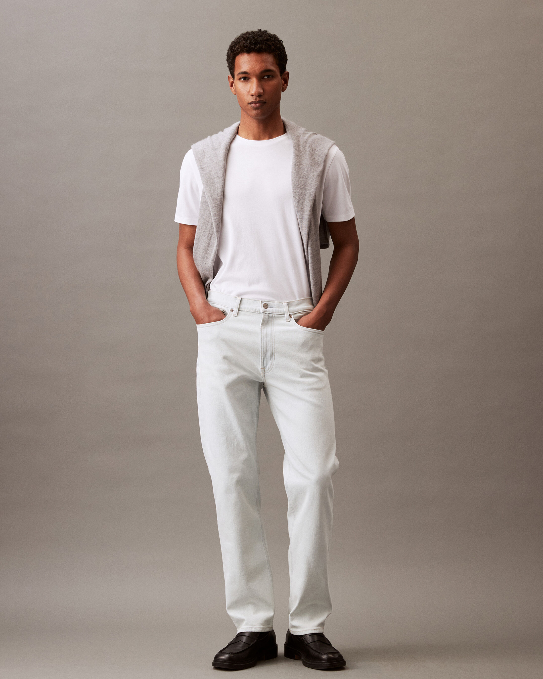 Mens cropped tapered sale jeans