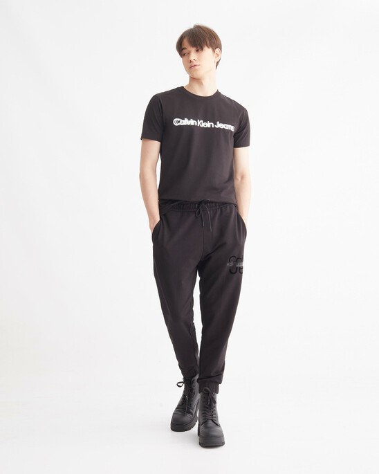 Movements Blurry Logo Slim Tee