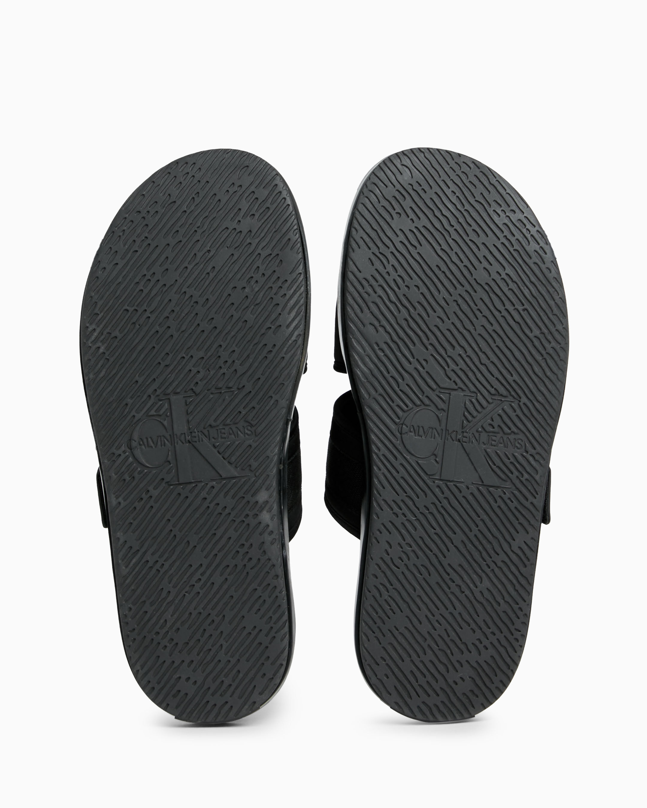 White calvin klein best sale flip flops