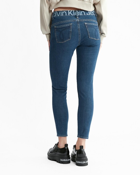Ultimate Stretch Body Ankle Jeans