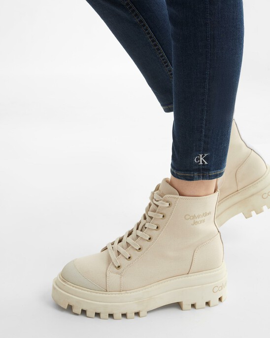 37.5 Body Ankle Jeans